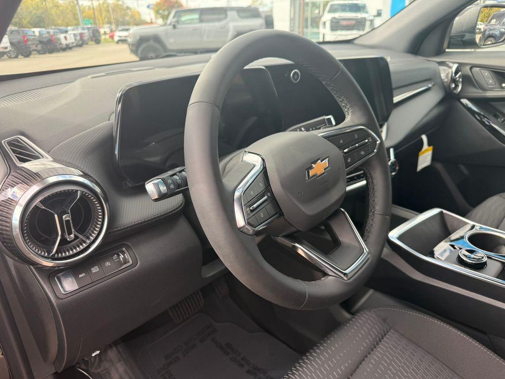 new 2026 Chevrolet Equinox car, priced at $31,999