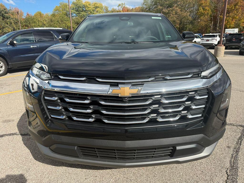 new 2026 Chevrolet Equinox car, priced at $31,999