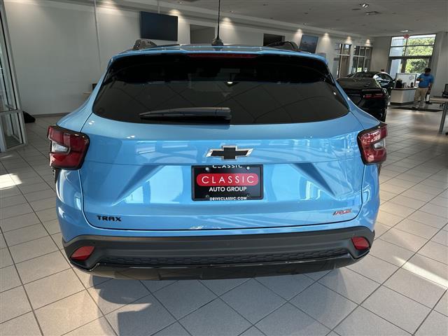 new 2025 Chevrolet Trax car, priced at $27,480