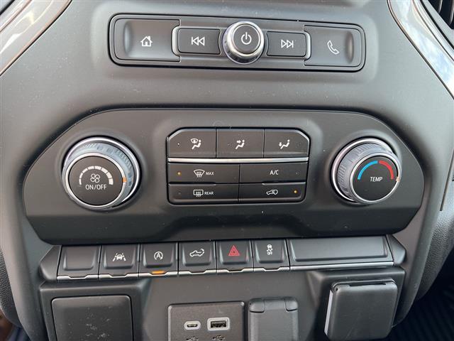 new 2024 Chevrolet Silverado 1500 car, priced at $42,667