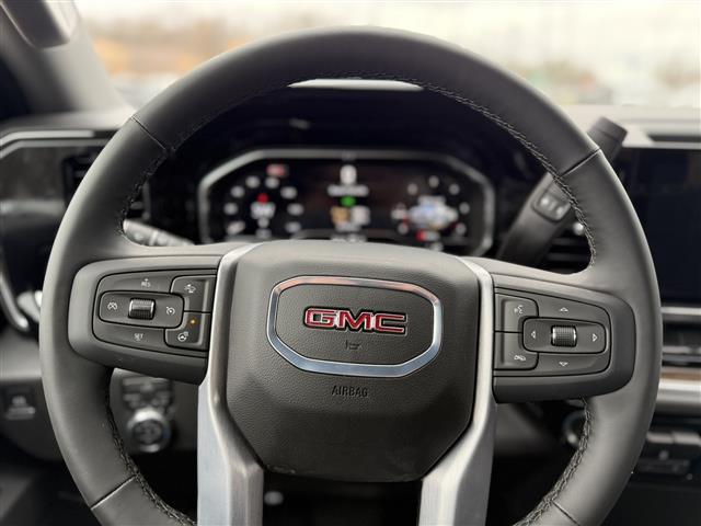 new 2025 GMC Sierra 1500 car, priced at $50,096