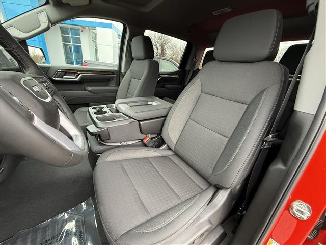 new 2025 GMC Sierra 1500 car, priced at $50,096