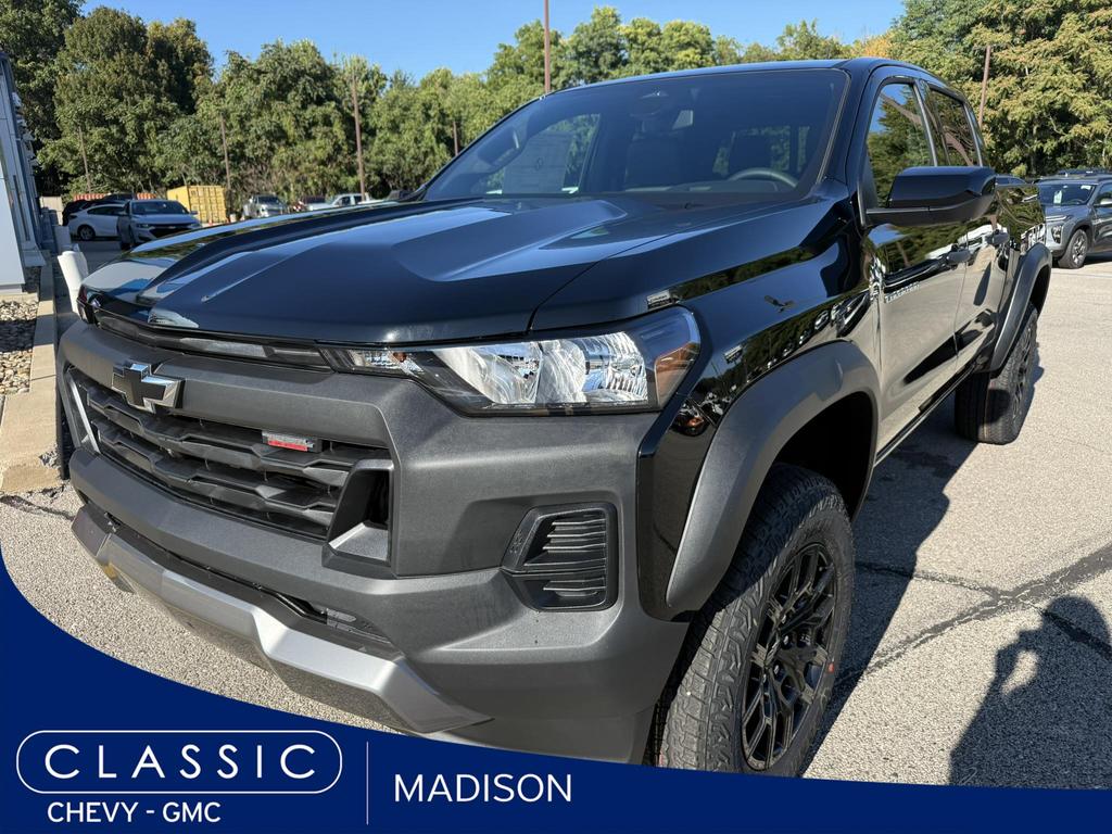 new 2026 Chevrolet Colorado car, priced at $43,070