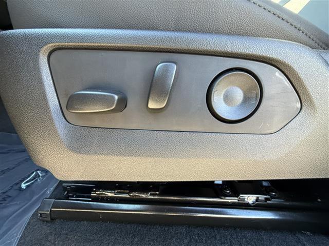 new 2026 Chevrolet Colorado car, priced at $43,070