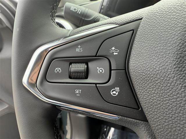 new 2025 Chevrolet Trax car, priced at $24,285