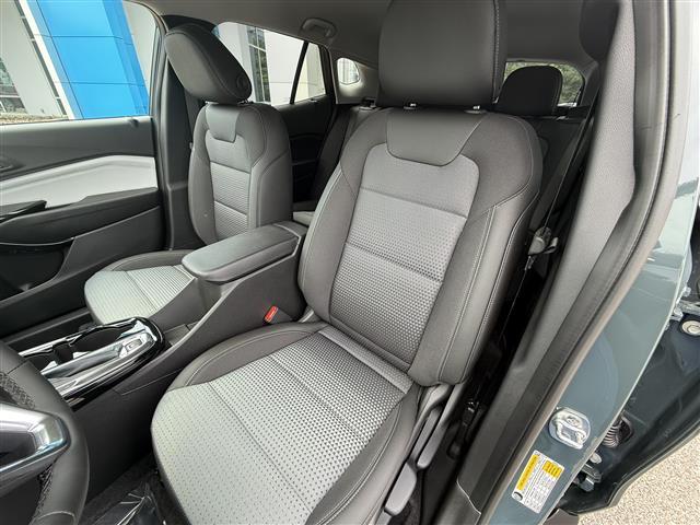 new 2025 Chevrolet Trax car, priced at $24,285