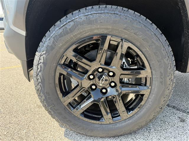 new 2025 Chevrolet Colorado car, priced at $42,693