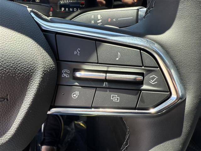 new 2026 Chevrolet Equinox car, priced at $28,500