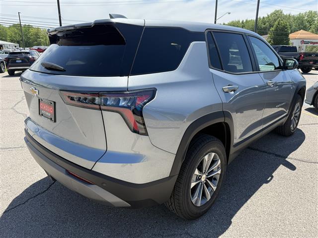 new 2026 Chevrolet Equinox car, priced at $28,500