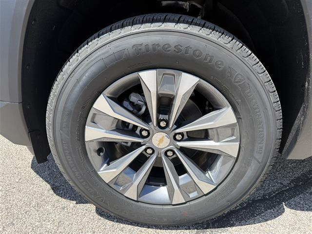 new 2026 Chevrolet Equinox car, priced at $28,500
