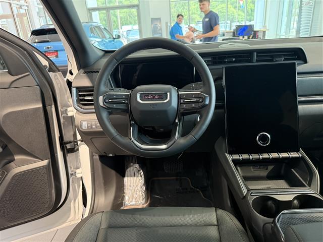 new 2026 GMC Terrain car, priced at $39,136