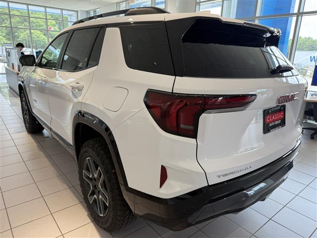 new 2026 GMC Terrain car, priced at $39,136