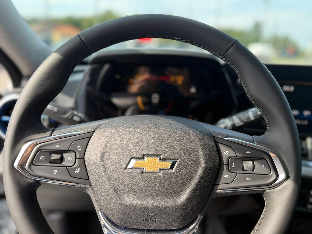 new 2025 Chevrolet Trax car, priced at $25,024
