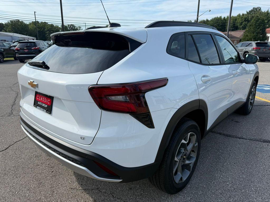 new 2025 Chevrolet Trax car, priced at $25,024