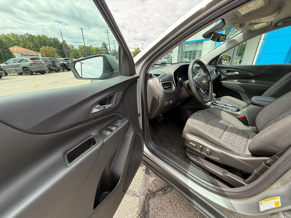 used 2023 Chevrolet Equinox car