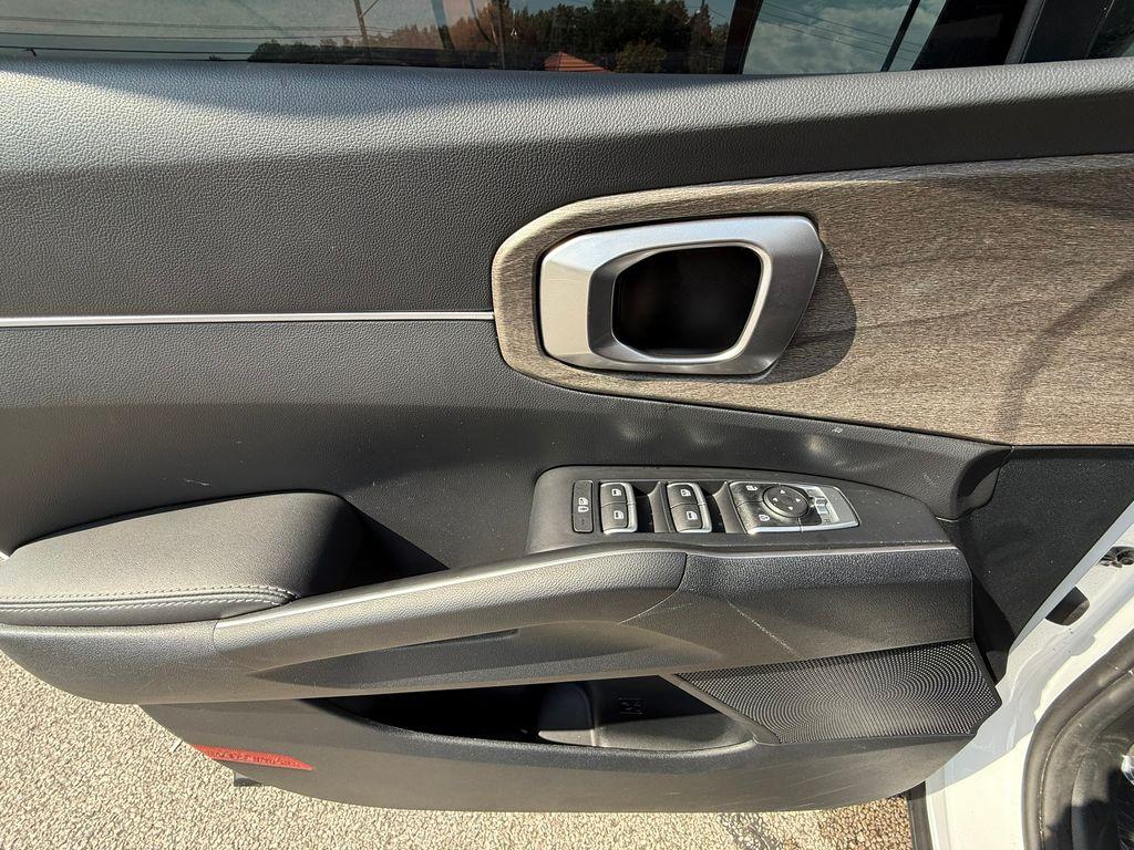 used 2023 Kia Sorento car, priced at $29,750