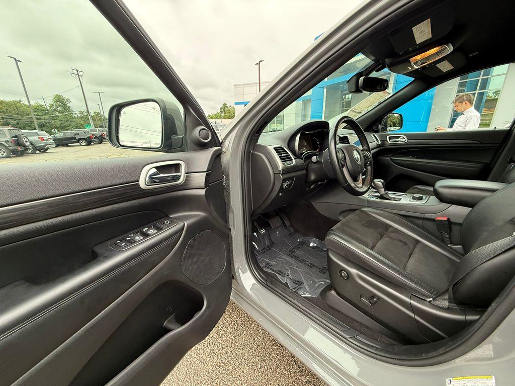 used 2022 Jeep Grand Cherokee WK car, priced at $24,997