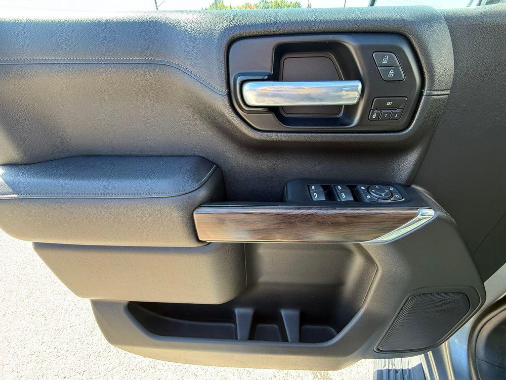 used 2021 GMC Sierra 1500 car, priced at $33,487