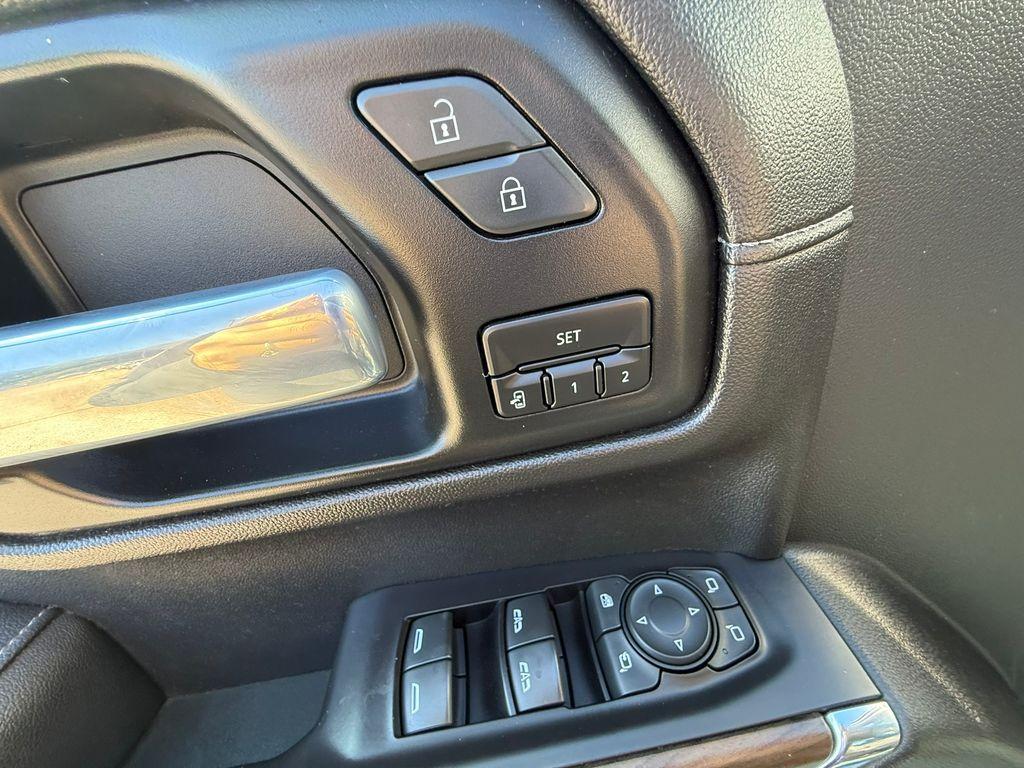 used 2021 GMC Sierra 1500 car, priced at $33,487