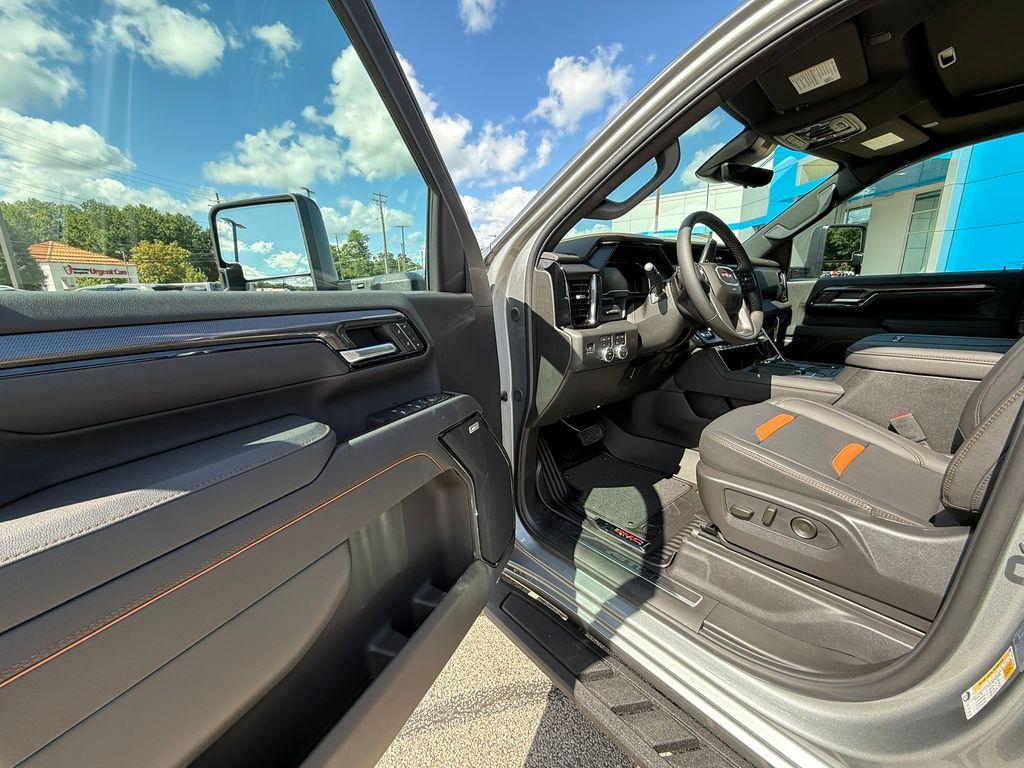 new 2025 GMC Sierra 2500 car, priced at $82,692