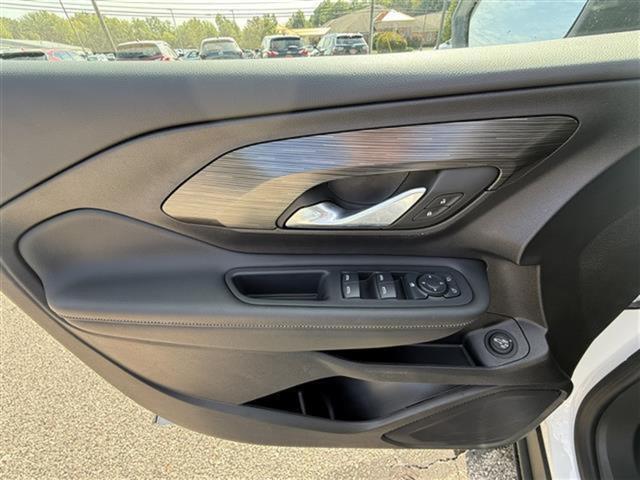 used 2024 GMC Terrain car, priced at $26,000