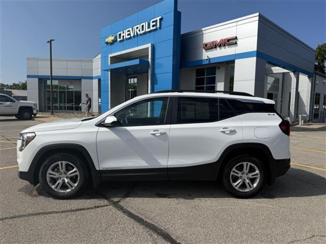 used 2024 GMC Terrain car, priced at $26,000