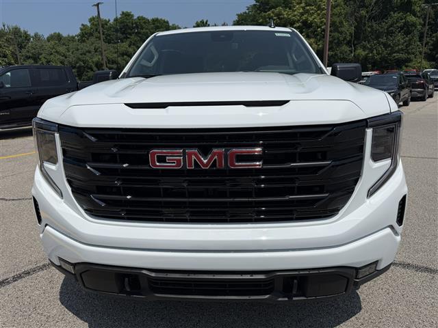 new 2025 GMC Sierra 1500 car, priced at $48,733