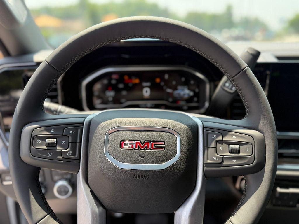 new 2025 GMC Sierra 1500 car, priced at $46,964