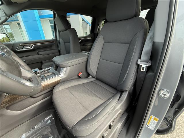 new 2025 Chevrolet Silverado 1500 car, priced at $60,871