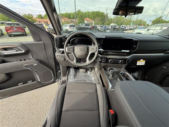 new 2025 Chevrolet Silverado 1500 car, priced at $60,871