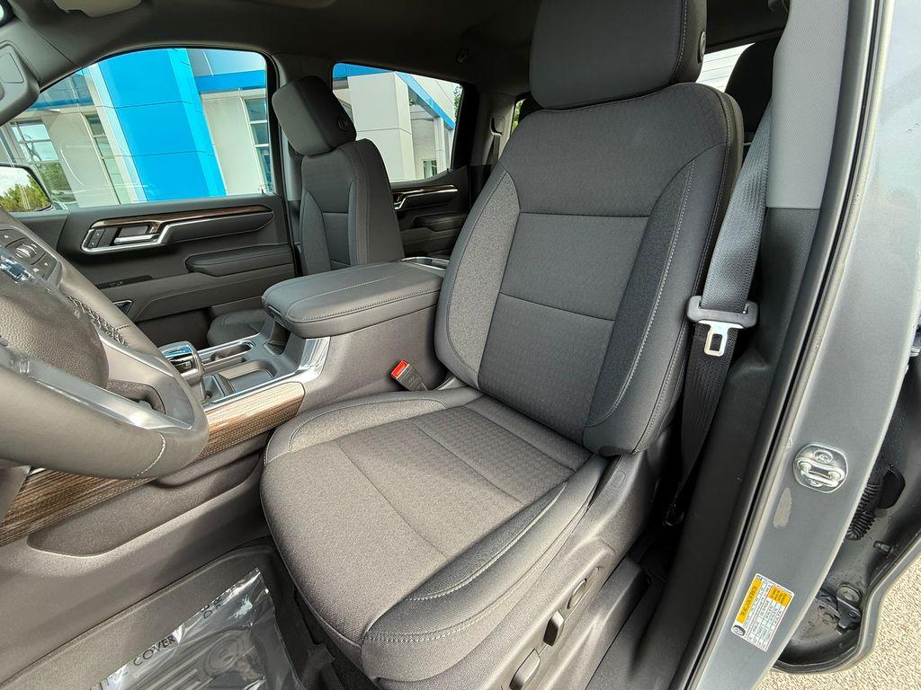 new 2025 Chevrolet Silverado 1500 car, priced at $60,871
