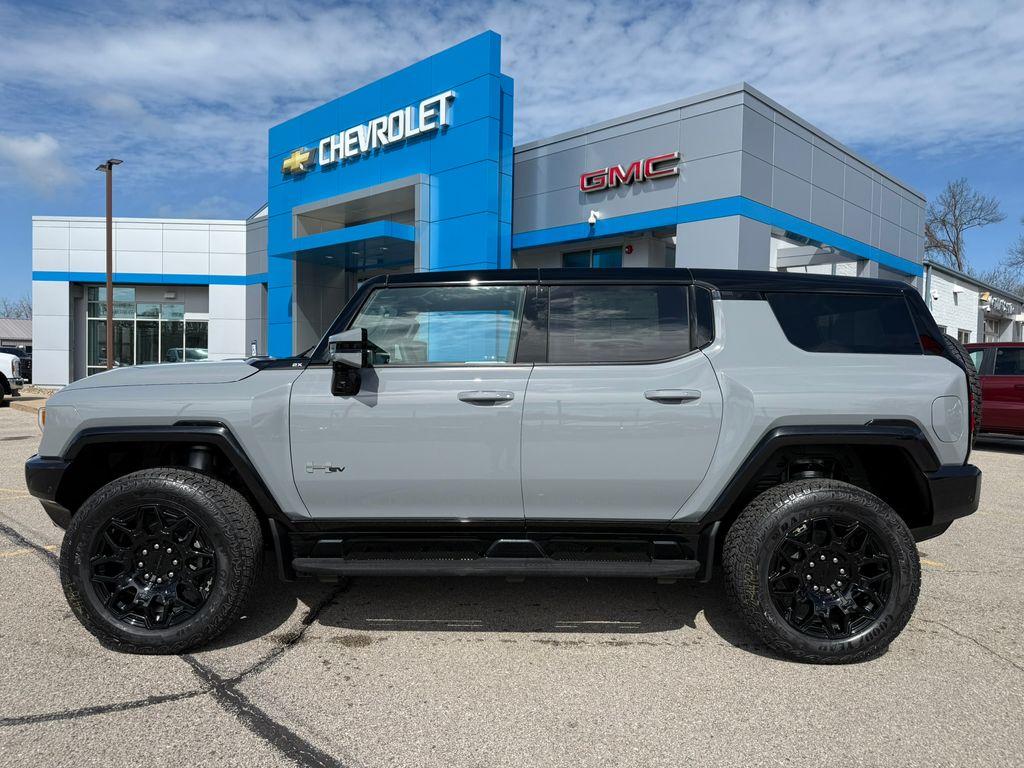 new 2025 GMC HUMMER EV SUV car, priced at $91,695