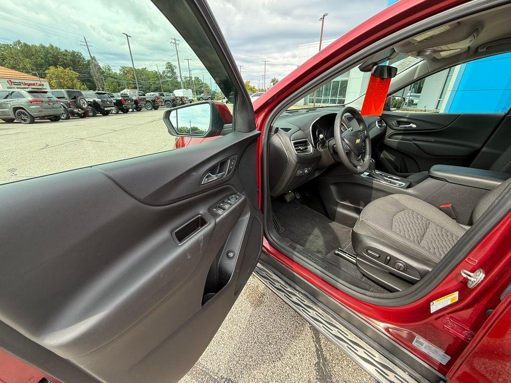 used 2021 Chevrolet Equinox car, priced at $22,695