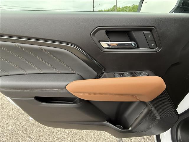 new 2025 GMC Canyon car, priced at $49,919