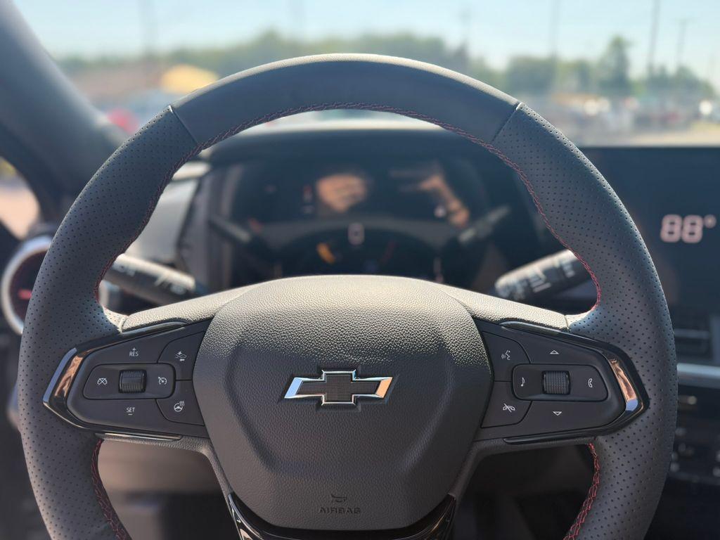 new 2025 Chevrolet Trax car, priced at $26,243