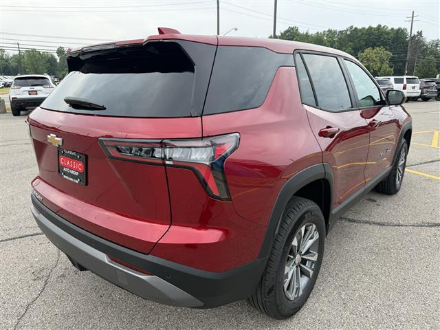 new 2026 Chevrolet Equinox car, priced at $31,659