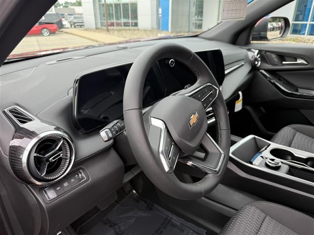 new 2026 Chevrolet Equinox car, priced at $31,659