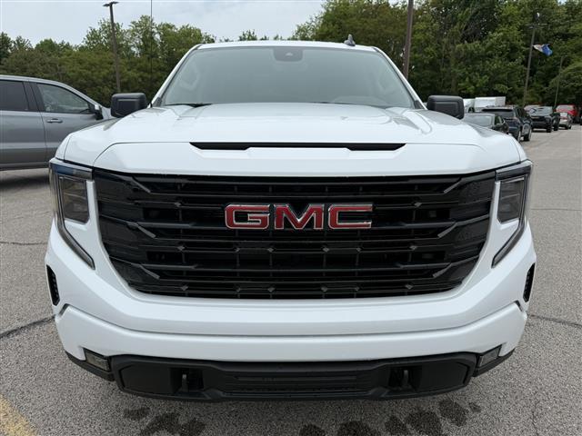 new 2025 GMC Sierra 1500 car, priced at $51,679