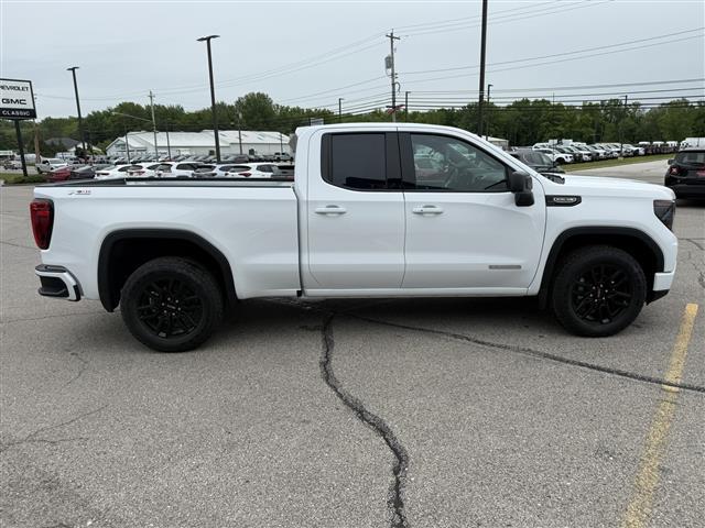 new 2025 GMC Sierra 1500 car, priced at $51,679