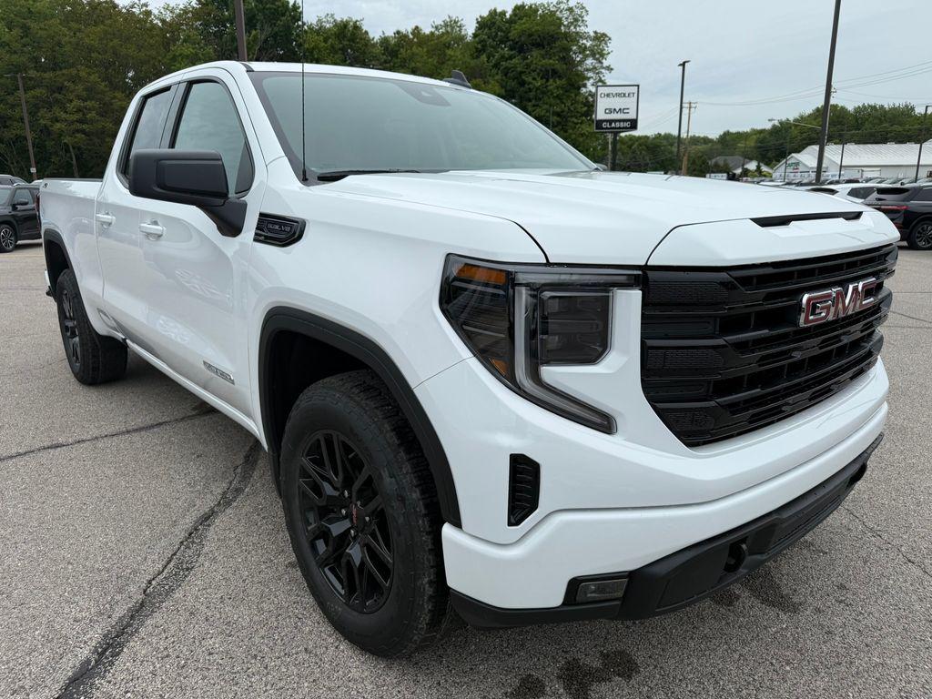 new 2025 GMC Sierra 1500 car, priced at $51,179
