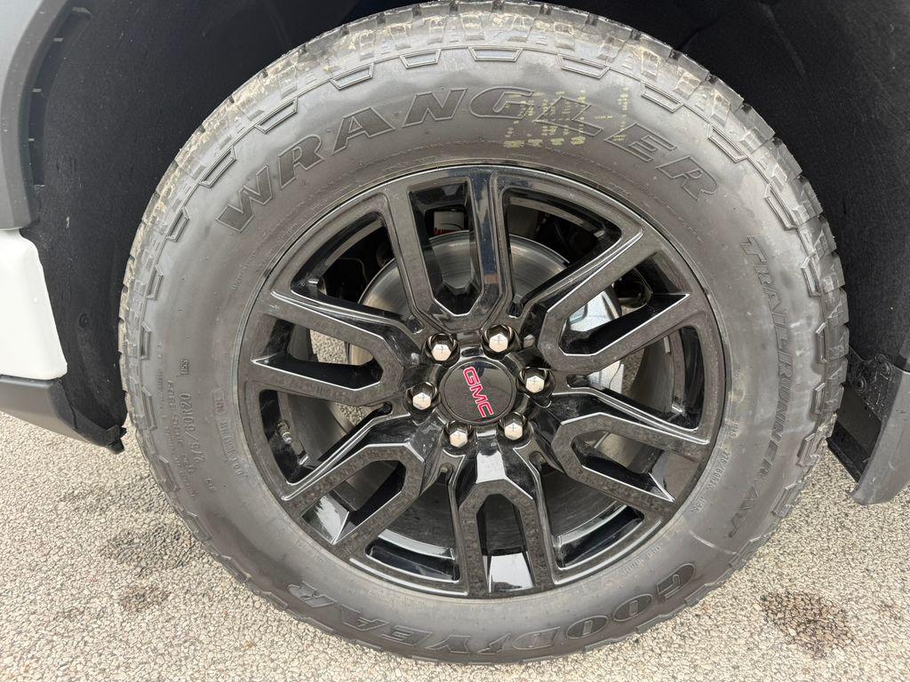 new 2025 GMC Sierra 1500 car, priced at $51,179