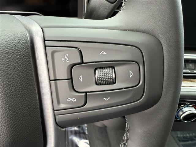 new 2025 GMC Sierra 1500 car, priced at $51,679