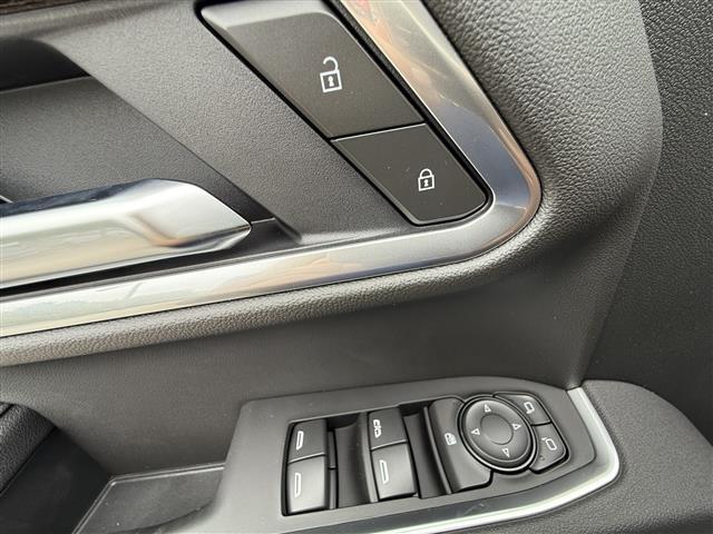 new 2025 GMC Sierra 1500 car, priced at $51,679
