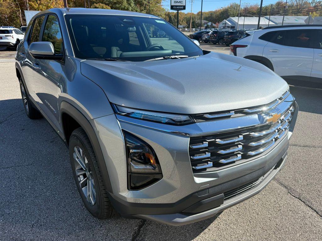 new 2026 Chevrolet Equinox car, priced at $31,999