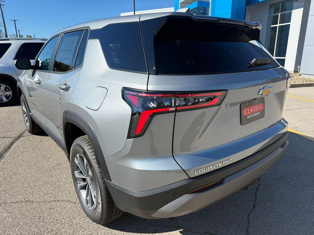 new 2026 Chevrolet Equinox car, priced at $31,999