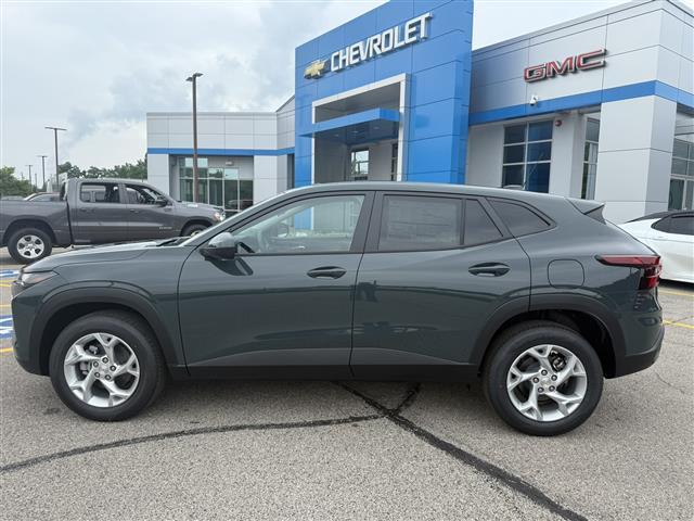 new 2025 Chevrolet Trax car, priced at $23,106