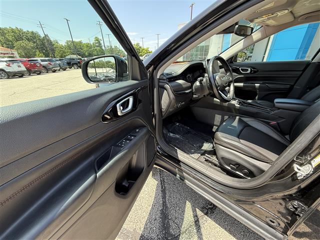 used 2022 Jeep Compass car, priced at $22,977