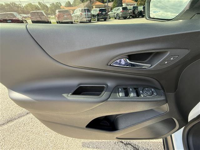 used 2023 Chevrolet Equinox car, priced at $21,900