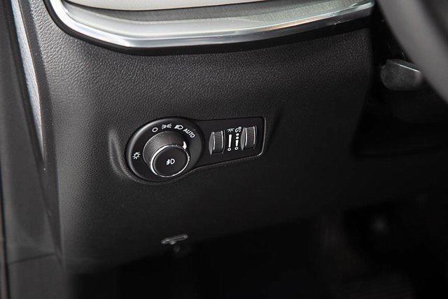 used 2023 Jeep Compass car, priced at $23,977