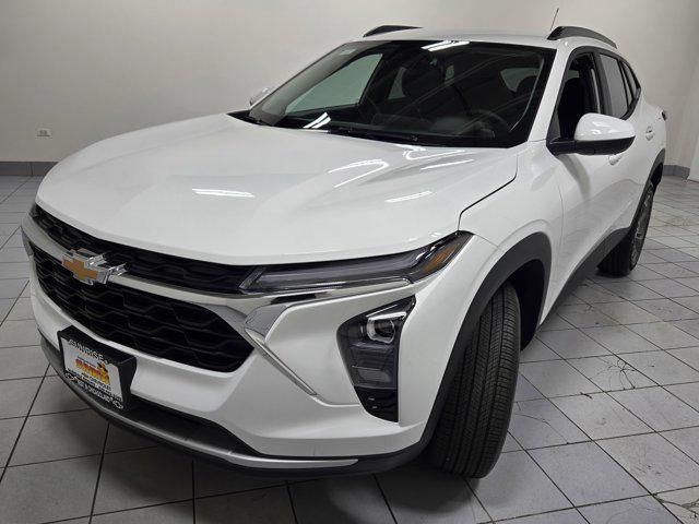 new 2025 Chevrolet Trax car, priced at $23,465